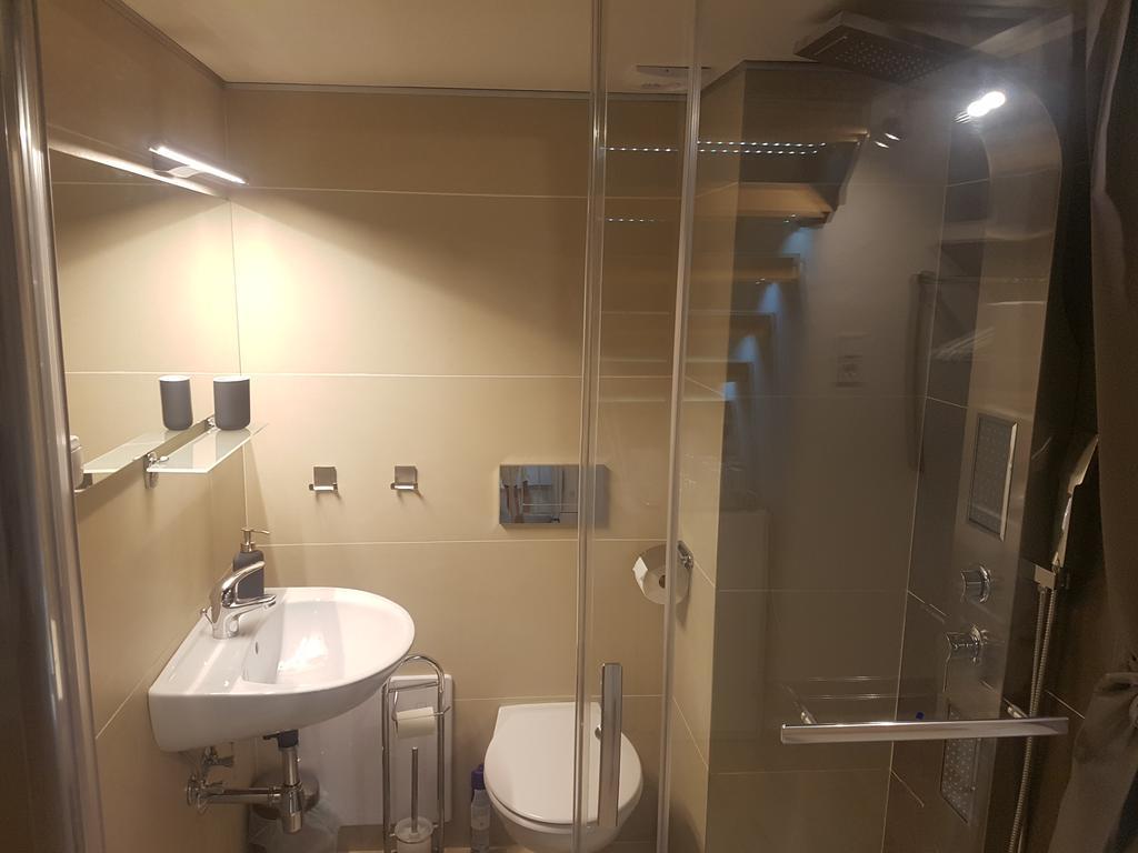 Heritage Danube Apartment บูดาเปสต์ ภายนอก รูปภาพ